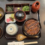 あつた蓬莱軒 本店 - 
