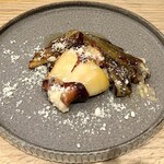 La Stalla - ◆蒸した海老芋とパン粉とペコリーノ・サルドを詰めた那珂湊産根本さんのヤリイカ ゆずもファーム産タルティーボ ペコリーノ・ロマーノ