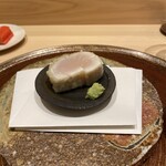 鮨 うら紀 - 《天麩羅》京都宮津産　鰆　レアに仕上げ山椒を