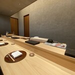 鮨 うら紀 - 落ち着いた空間