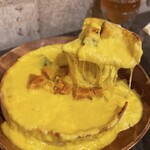 シカゴピザ＆スフレオムレツ Meat&Cheese ARK2nd 新宿店 - 