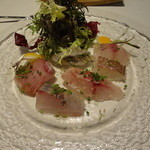 サルーチェ - 白身魚のカルパッチョ
