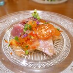 Limone - 料理写真:鳥取産鰤のカルパッチョ　フレッシュトマトソース