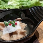 鶏料理 一羽 - 前菜から銀皮とわ
