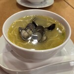 中国料理 琥珀 - あっさり塩スープそば