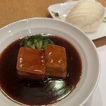 中国料理 琥珀 - 四元豚を使った本格トンポーロー