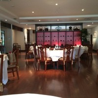 中国料理 美麗華 - 【2014年07月】品が良く、落ち着いた感じの店内。