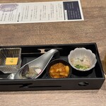 炉端 銀シャリ 葡萄酒　OWL - 