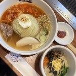 ぴょんぴょん舎 - 