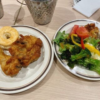 ケーエフシーレストラン_1