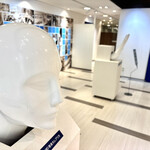 天むす 千寿  - ナナさんご尊顔　奥には手　進撃のヤツみたい、7m級