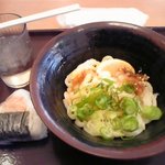つるまる　 - うどんとおにぎり
