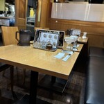 江南 柳橋本店 - テーブル席