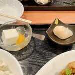 東天紅 - ミニデザート、小鉢
