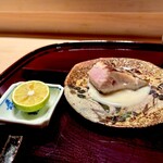 多仁本 - 濃厚な白甘鯛に酢橘を　そして爽やかな和香牡丹　最高です♫