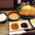 とんかつ 真 - 特厚切り上ロースかつ定食１８００円♪