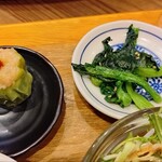 大陸風 - 焼売と青菜