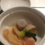 日本料理 旬彩 - 甘鯛揚げ煮  里芋  蓮根  梅麩  青味