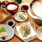 清水 順正 おかべ家 - 