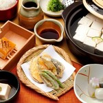 清水 順正 おかべ家 - 