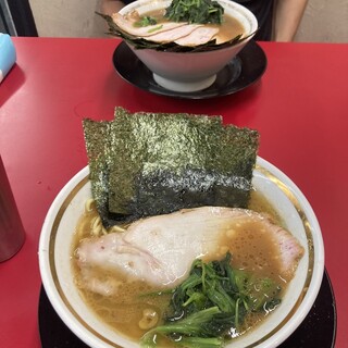 家系ラーメン 王道家直伝 との丸家 _0