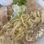 麺処壱番 郡山店 - 中太縮れ麺
