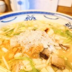 らぁめん 一福 - 頂上で煌めく、"鮫の軟骨"。