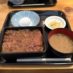 銀座 岩戸 - ◎まぐろ胡麻だれ重定食