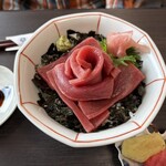 紀の代寿司 - 注意)向かい側に提供されたものを反対側から撮影しています