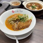 担々香麺アカナツメ 小伝馬町店 - 
