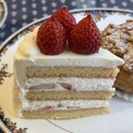 フレンチ パウンド ハウス 大和郷本店 - 苺のショートケーキ・ブラン　(10%税込)935円