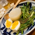 おでんと肴 ちくわ - だいこん、たまご、せり