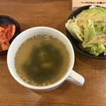 韓国屋台酒場 韓兵衛 - ともに付いてきた、スープたち