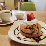 モルフォカフェ - バナナチョコサンドパンケーキ