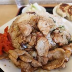 中華料理 天山 - 背徳感に溢れ全身にアドレナリンが走るまくる炒飯