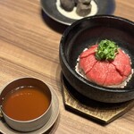 焼肉うしごろ - トリュフと牛ヒレの石焼リゾット