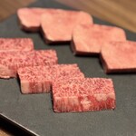 焼肉うしごろ - 究極の黒タン 厚切り•特選厚切りハラミ