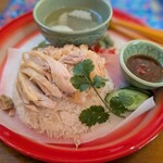 カフェモン - 「カオマンガイ」と「カオマンガイトード」の2種盛り（大盛り）♡辛さ控えめ(⸝⸝´꒳`⸝⸝)