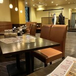 アーンドラ・ダイニング - 内観