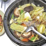 松江自助火鍋城 - 料理写真:鍋料理のベースが完成