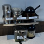 新橋ニューともちんラーメン - 調味料