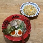 ラー麺 ずんどう屋 - 