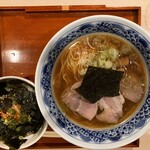 あら炊き中華そば 魚櫓魚櫓 - 