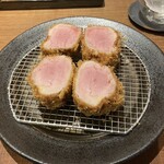 とんかつ ここまでやるか。 - 