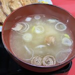 食堂 いしん - 定食のお味噌汁も美味しい！