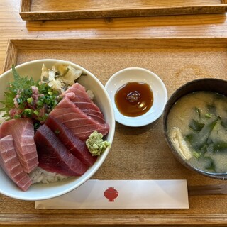 本鮪丼なかばやし_1
