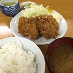 とんかつ いちかつ - Dec, 14　かきフライ定食900円、飯半分