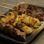 Yakitori Hatsuraiyo - 【串５本盛＠４５０円】