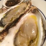 ラ・コシーナ・デ・ゲン - 牡蠣もおおぶりです。