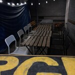 LOVE THIS BURGER - テラス席